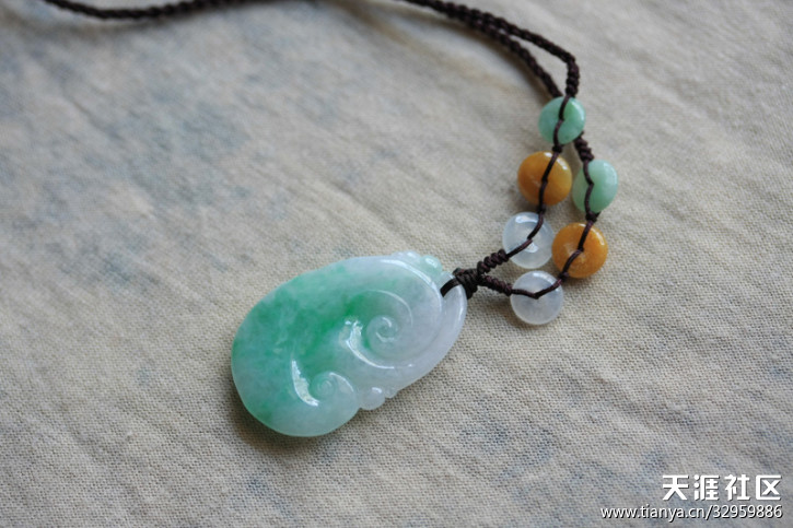 『蓝魔翡翠』一贴多物,黄花梨手串,精美的花件,手镯,手机链-第42张图片-翡翠网 『蓝魔翡翠』一贴多物,黄花梨手串,精美的花件,手镯,手机链-第42张图片-翡翠网