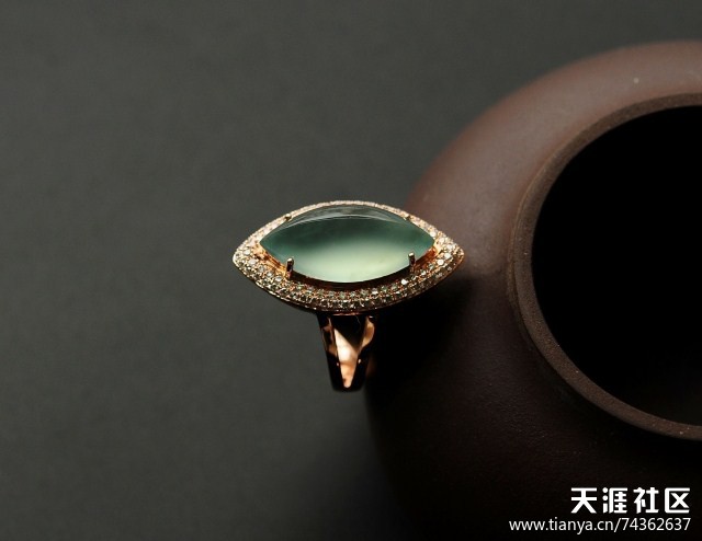 【大器翡翠】——玻璃种翡翠18K玫瑰金豪华大戒指！-第3张图片-翡翠网