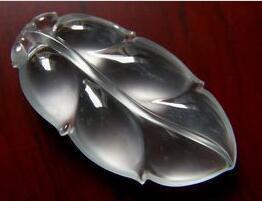 如何鉴别翡翠玻璃种-第1张图片-翡翠网 如何鉴别翡翠玻璃种-第1张图片-翡翠网