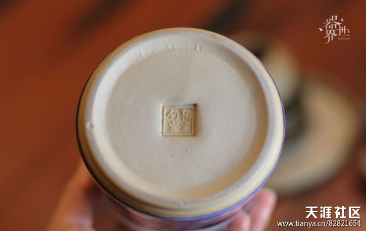 器世界钧瓷茶具 孔相卿钧瓷作品 孔家钧窑 精品钧瓷笔筒摆件-第7张图片-翡翠网