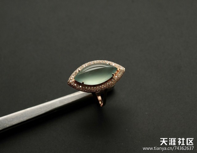 【大器翡翠】——玻璃种翡翠18K玫瑰金豪华大戒指！-第1张图片-翡翠网