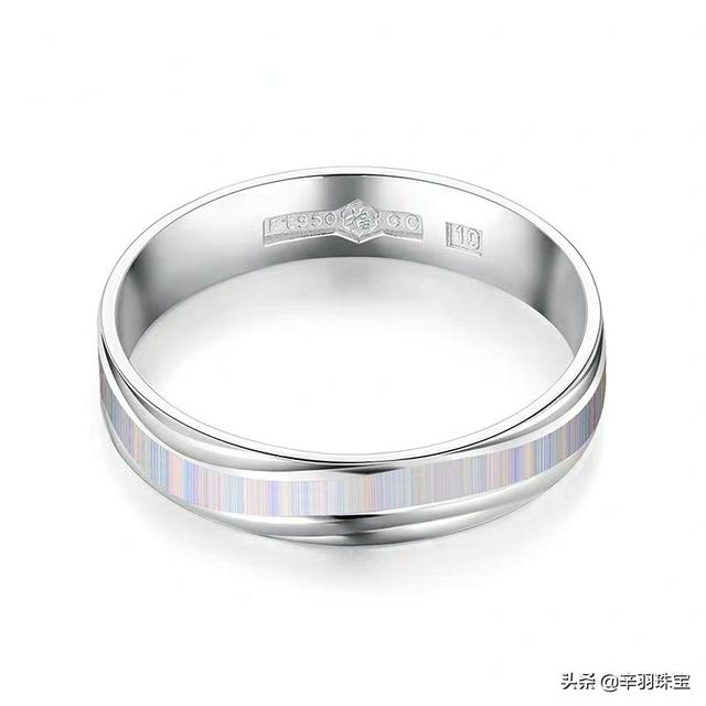 钯金和铂金都可以统称为白金吗?-第1张图片-翡翠网 钯金和铂金都可以统称为白金吗?-第1张图片-翡翠网