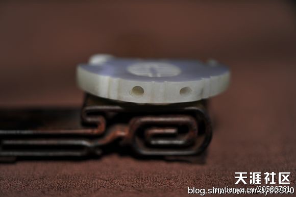 独山玉老透水白料连心锁以可叫香囊福贵锁长寿锁-第5张图片-翡翠网 独山玉老透水白料连心锁以可叫香囊福贵锁长寿锁-第5张图片-翡翠网