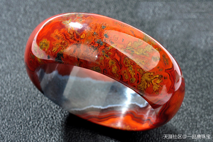战国红玛瑙的美学 惊艳四方-第2张图片-翡翠网 战国红玛瑙的美学 惊艳四方-第2张图片-翡翠网