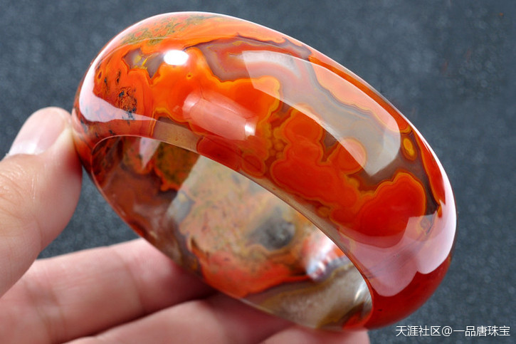 战国红玛瑙的美学 惊艳四方-第1张图片-翡翠网 战国红玛瑙的美学 惊艳四方-第1张图片-翡翠网