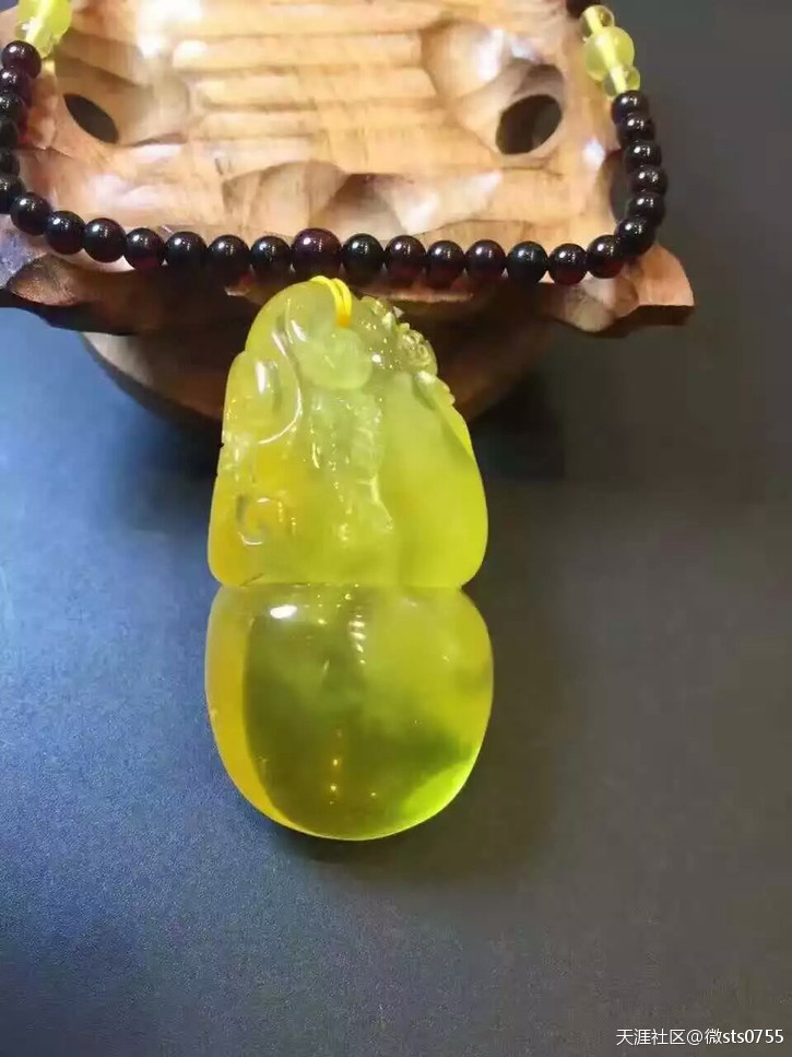 琥珀蜜蜡首饰雕件、珠宝、每天发一些新出图片供大家欣赏。多图看过瘾-第6张图片-翡翠网