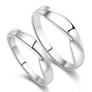 纯银戒指 玛瑙镶马克赛石泰银戒指-第5张图片-翡翠网 纯银戒指 玛瑙镶马克赛石泰银戒指-第5张图片-翡翠网