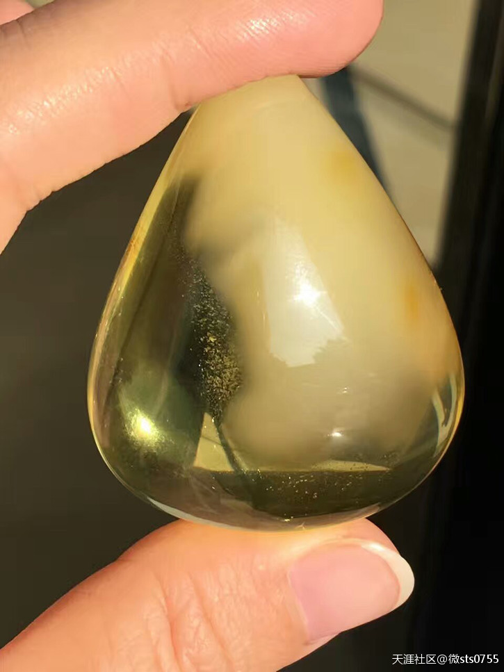 琥珀蜜蜡首饰雕件、珠宝、每天发一些新出图片供大家欣赏。多图看过瘾-第42张图片-翡翠网