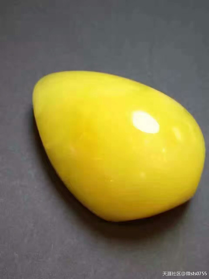 琥珀蜜蜡首饰雕件、珠宝、每天发一些新出图片供大家欣赏。多图看过瘾-第10张图片-翡翠网