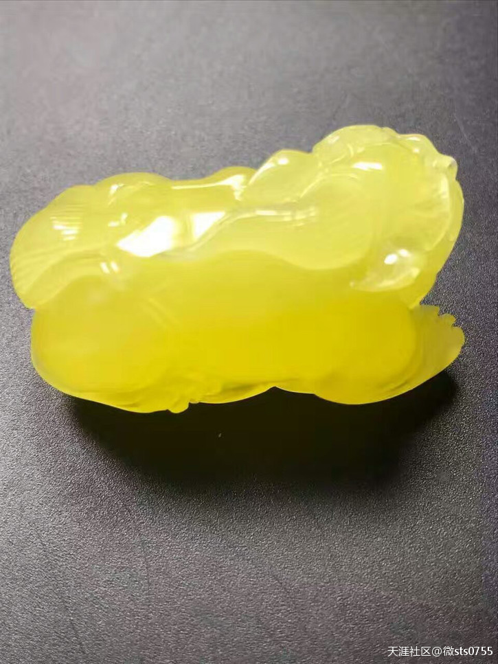 琥珀蜜蜡首饰雕件、珠宝、每天发一些新出图片供大家欣赏。多图看过瘾-第49张图片-翡翠网