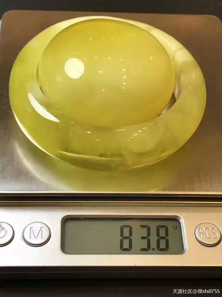 琥珀蜜蜡首饰雕件、珠宝、每天发一些新出图片供大家欣赏。多图看过瘾-第26张图片-翡翠网