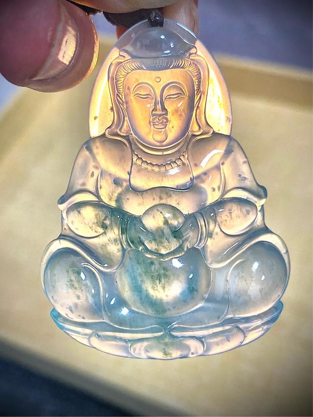 这翡翠观音怎么样？值多少钱？-第3张图片-翡翠网