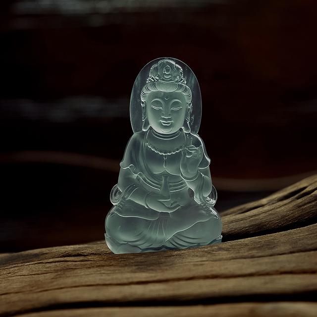 不同造型的翡翠观音,分别代表着什么寓意呢?-第8张图片-翡翠网 不同造型的翡翠观音,分别代表着什么寓意呢?-第8张图片-翡翠网