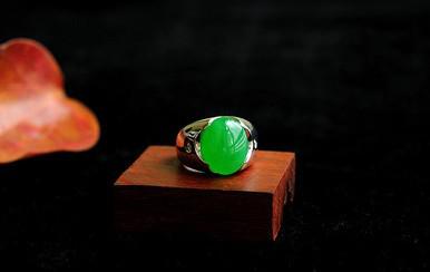 翡翠戒指要怎样保养-第6张图片-翡翠网 翡翠戒指要怎样保养-第6张图片-翡翠网