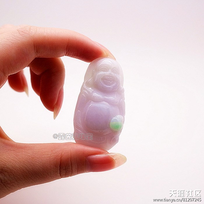 翡翠的俏色是什么意思?-第1张图片-翡翠网 翡翠的俏色是什么意思?-第1张图片-翡翠网