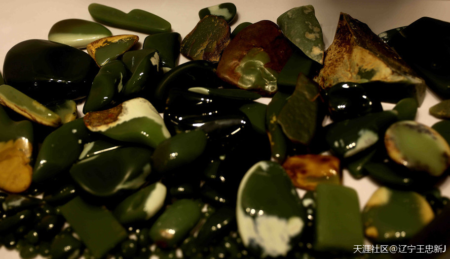 “大璞藏真”析木河(上篇)-第2张图片-翡翠网 “大璞藏真”析木河(上篇)-第2张图片-翡翠网