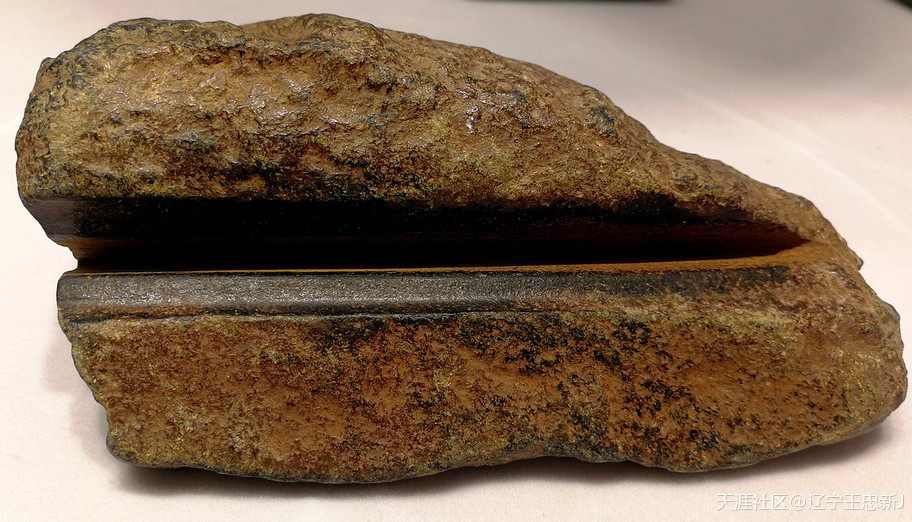 “大璞藏真”析木河(上篇)-第4张图片-翡翠网 “大璞藏真”析木河(上篇)-第4张图片-翡翠网