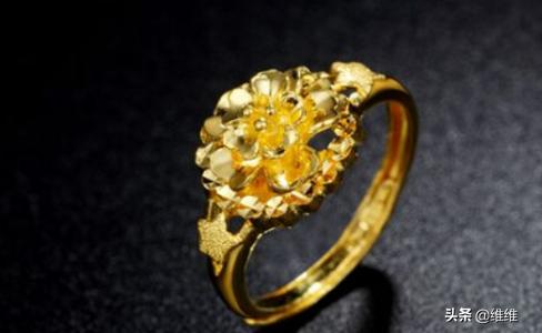 男士戒指怎么戴?意义是什么?-第1张图片-翡翠网 男士戒指怎么戴?意义是什么?-第1张图片-翡翠网