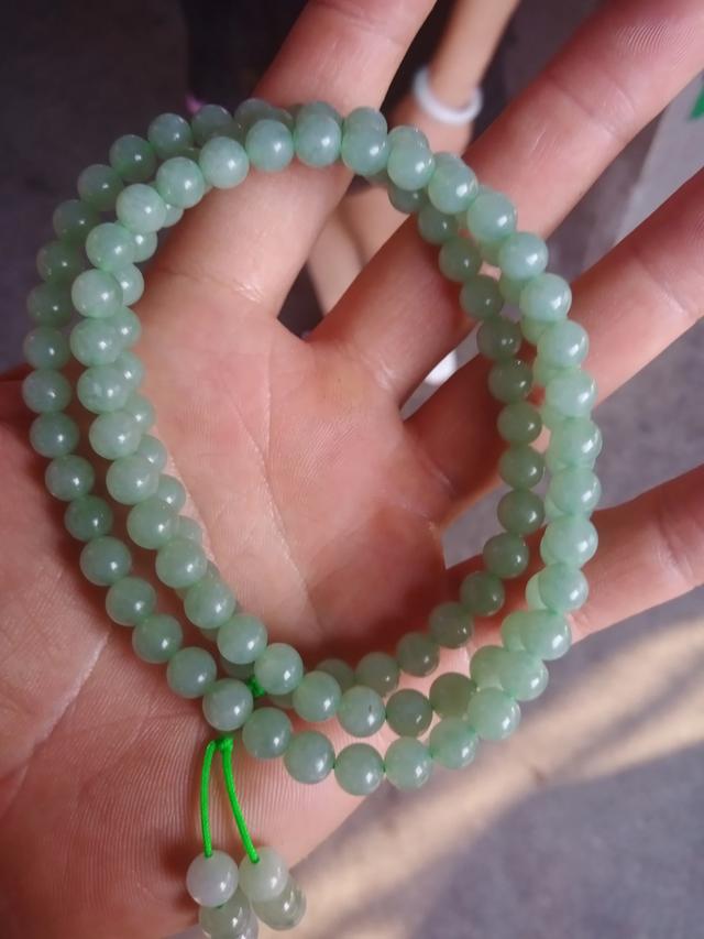 翡翠冰种是还有细分吗,怎么分的?-第9张图片-翡翠网 翡翠冰种是还有细分吗,怎么分的?-第9张图片-翡翠网