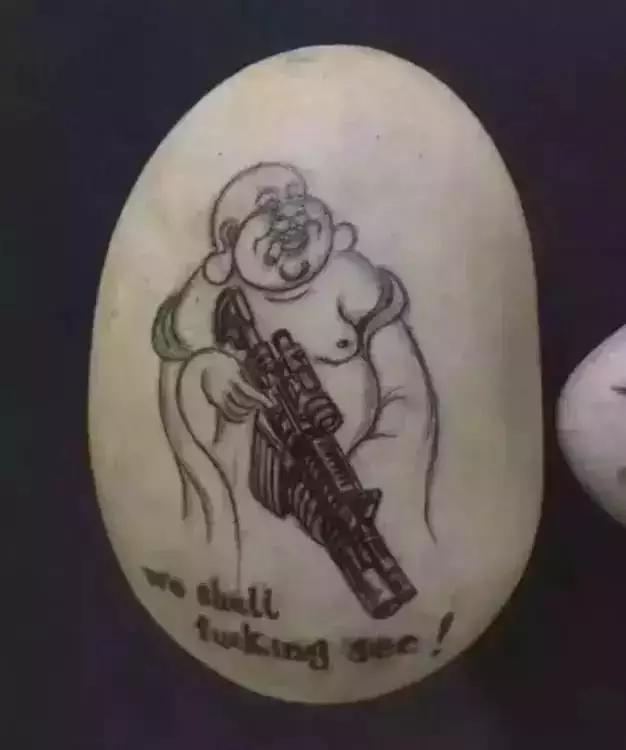 哪些奇葩玉雕作品是你看了以后，想找玉雕师聊聊的？-第10张图片-翡翠网