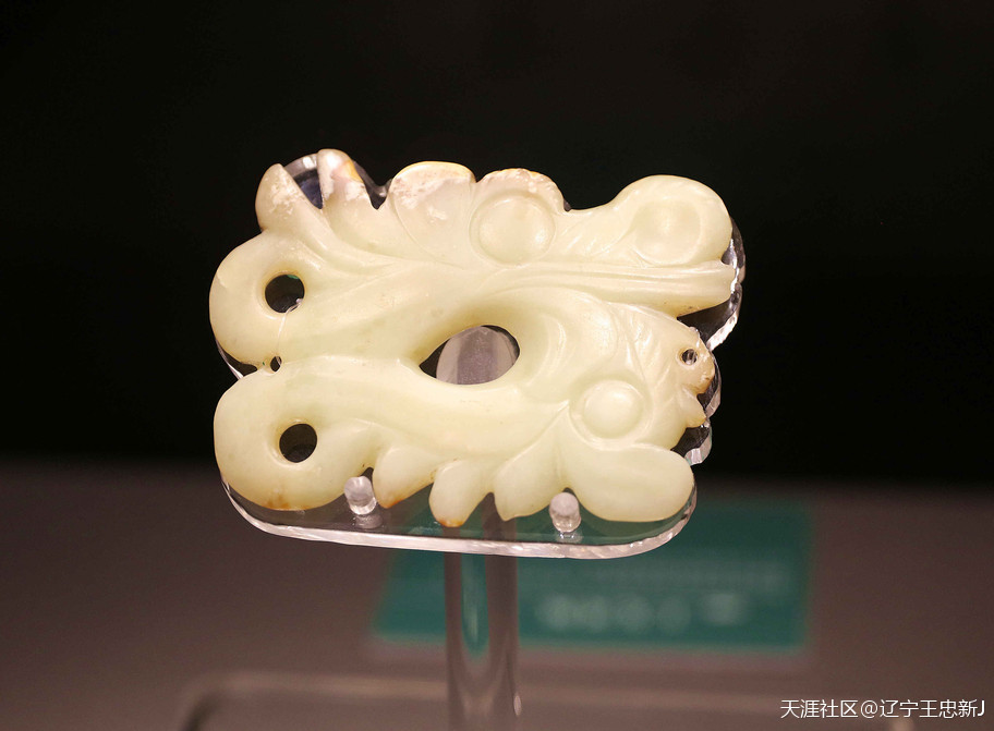 红山文化与“玉雕艺术源头”--来自“红山文化”的报告之二-第5张图片-翡翠网 红山文化与“玉雕艺术源头”--来自“红山文化”的报告之二-第5张图片-翡翠网