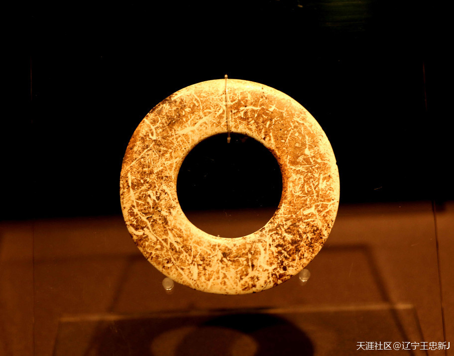 红山文化与“玉雕艺术源头”--来自“红山文化”的报告之二-第2张图片-翡翠网 红山文化与“玉雕艺术源头”--来自“红山文化”的报告之二-第2张图片-翡翠网