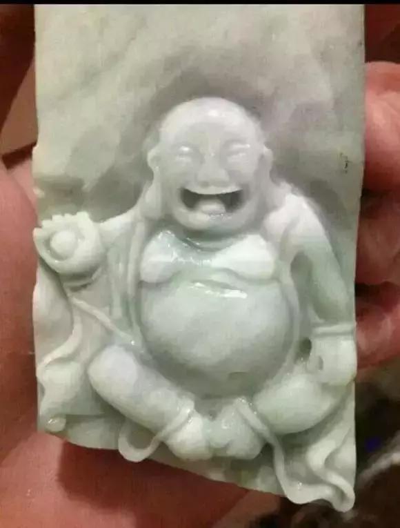 哪些奇葩玉雕作品是你看了以后，想找玉雕师聊聊的？-第3张图片-翡翠网