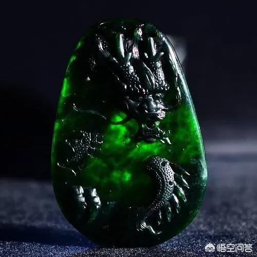 从古至今,为何长辈都偏爱用翡翠传世而不喜金银?-第2张图片-翡翠网 从古至今,为何长辈都偏爱用翡翠传世而不喜金银?-第2张图片-翡翠网