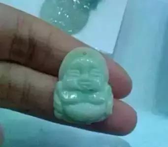 哪些奇葩玉雕作品是你看了以后，想找玉雕师聊聊的？-第19张图片-翡翠网