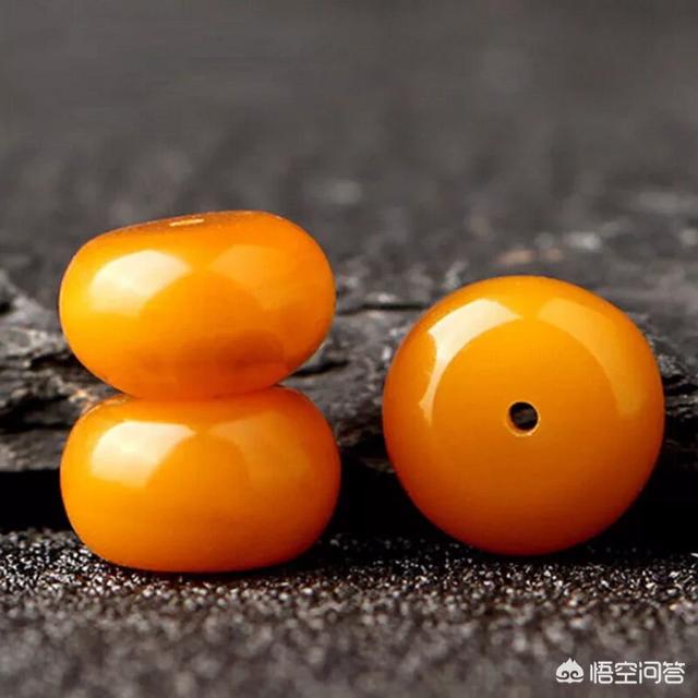 如何鉴别假翡翠和蜜蜡?-第4张图片-翡翠网 如何鉴别假翡翠和蜜蜡?-第4张图片-翡翠网