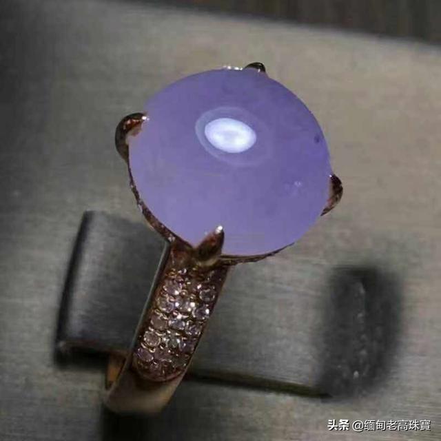 如何选择紫罗兰翡翠?-第6张图片-翡翠网 如何选择紫罗兰翡翠?-第6张图片-翡翠网