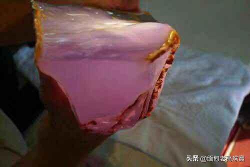 如何选择紫罗兰翡翠?-第1张图片-翡翠网 如何选择紫罗兰翡翠?-第1张图片-翡翠网