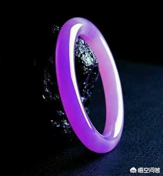 紫罗兰翡翠手镯好不好,有什么寓意呢?-第21张图片-翡翠网 紫罗兰翡翠手镯好不好,有什么寓意呢?-第21张图片-翡翠网