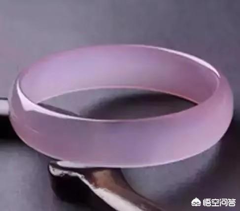 主要为五大色系,当然还有其它紫,紫色也是千变万化紫罗兰翡翠.