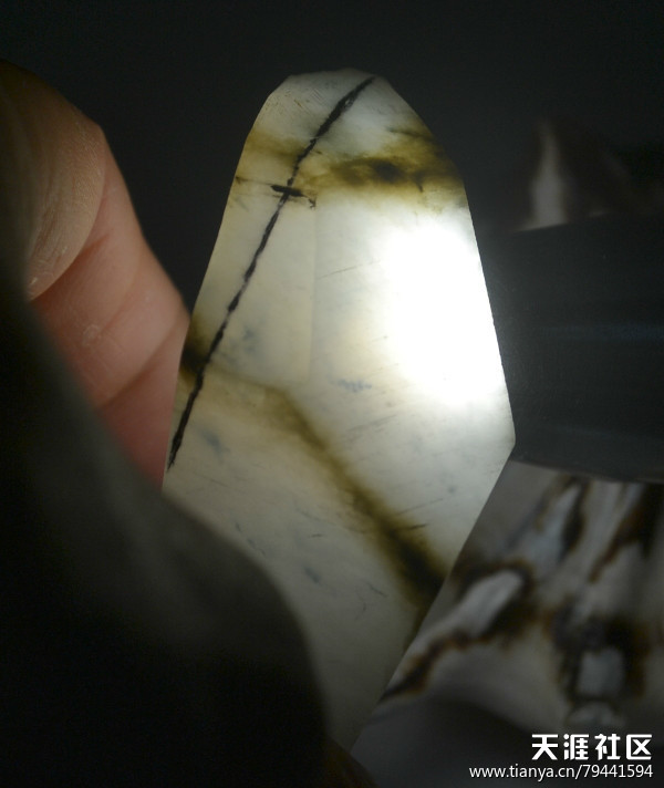 2013年7月20赌石，赌变种，从原石到成品全过种欣赏！-第25张图片-翡翠网