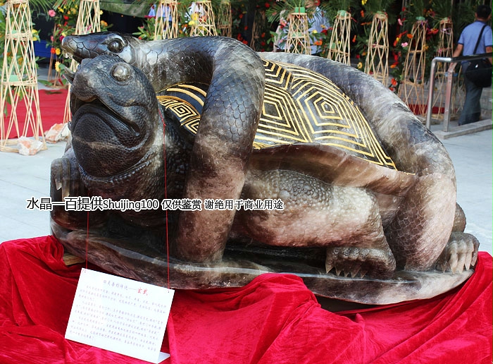 一生难得几回见的庞然大物——见过这么大的天然水晶吗？-第4张图片-翡翠网