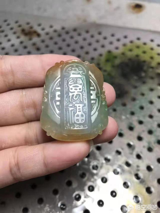 大家都喜欢翡翠,那么你们知道翡翠的场口吗,什么场口出什么样的料子?-第9张图片-翡翠网 大家都喜欢翡翠,那么你们知道翡翠的场口吗,什么场口出什么样的料子?-第9张图片-翡翠网