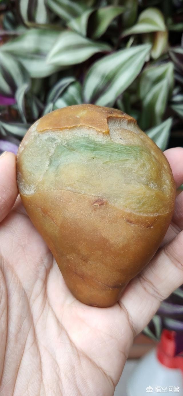 大家都喜欢翡翠,那么你们知道翡翠的场口吗,什么场口出什么样的料子?-第7张图片-翡翠网 大家都喜欢翡翠,那么你们知道翡翠的场口吗,什么场口出什么样的料子?-第7张图片-翡翠网