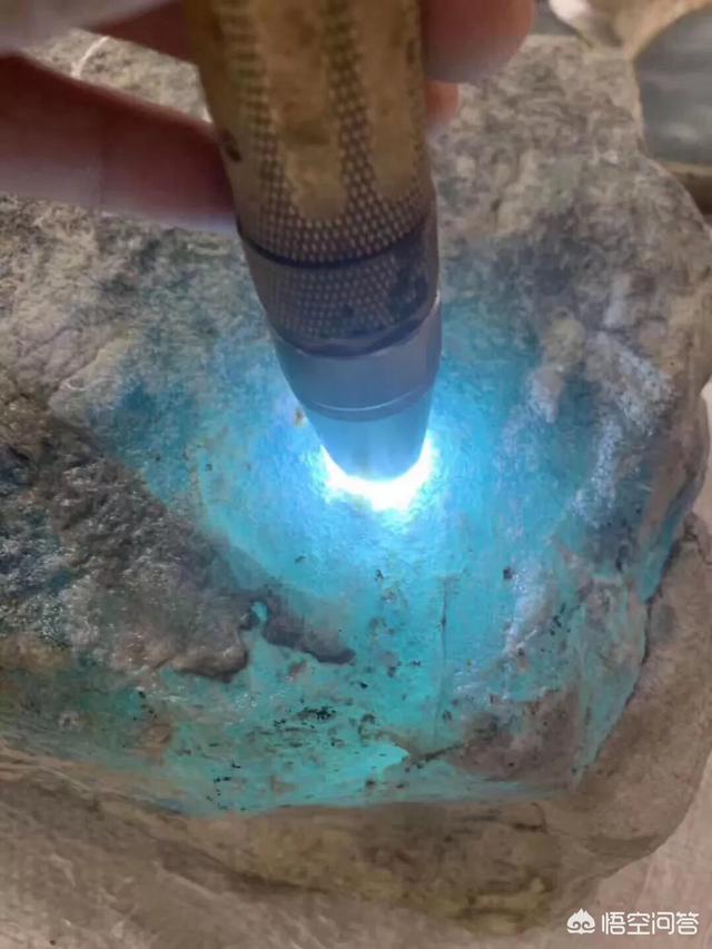 翡翠赌石你分得清几个场口?-第21张图片-翡翠网 翡翠赌石你分得清几个场口?-第21张图片-翡翠网