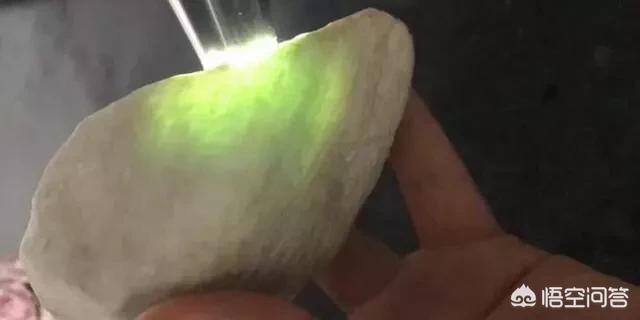 翡翠赌石你分得清几个场口?-第18张图片-翡翠网 翡翠赌石你分得清几个场口?-第18张图片-翡翠网