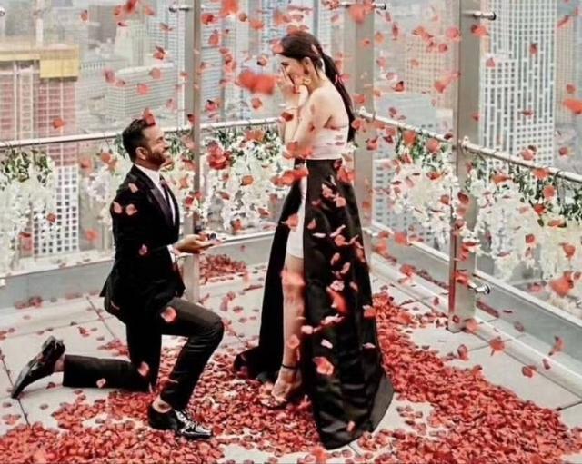 农村订婚有哪些习俗？-第3张图片-翡翠网