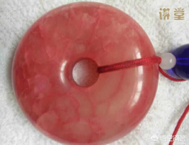 马未都先生说过,仿血沁可以把玉放在羊腿里三年,如果人死三年,血还会这么新鲜吗?-第3张图片-翡翠网 马未都先生说过,仿血沁可以把玉放在羊腿里三年,如果人死三年,血还会这么新鲜吗?-第3张图片-翡翠网