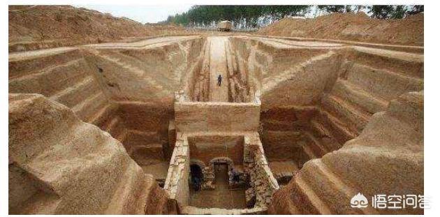 曹操墓里的大小曹操哪个是真的,为什么?-第1张图片-翡翠网 曹操墓里的大小曹操哪个是真的,为什么?-第1张图片-翡翠网