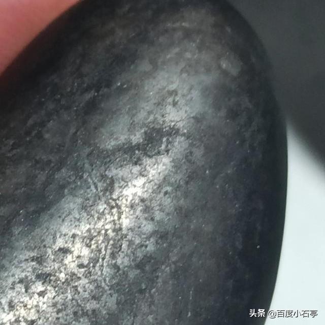 请大神帮忙看下这块料子?-第1张图片-翡翠网 请大神帮忙看下这块料子?-第1张图片-翡翠网