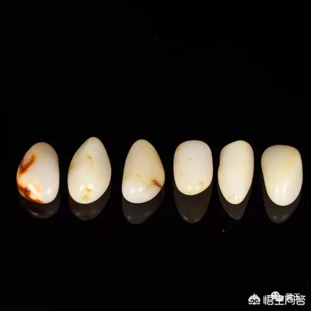 玩料为何会成为和田玉籽料中最贵的一族？-第9张图片-翡翠网