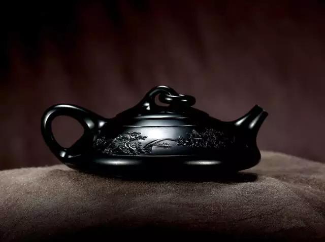 和田玉稀有材料的排行是什么样的?-第10张图片-翡翠网 和田玉稀有材料的排行是什么样的?-第10张图片-翡翠网