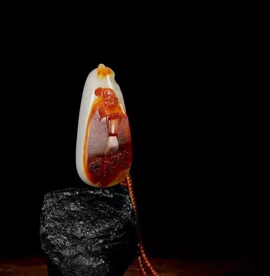 和田玉稀有材料的排行是什么样的?-第7张图片-翡翠网 和田玉稀有材料的排行是什么样的?-第7张图片-翡翠网