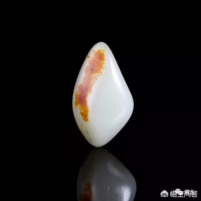 玩料为何会成为和田玉籽料中最贵的一族？-第5张图片-翡翠网