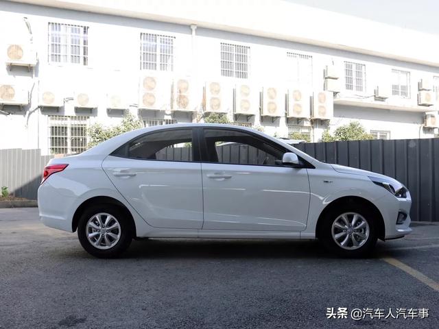 大家买车都有哪些赠品？-第1张图片-翡翠网