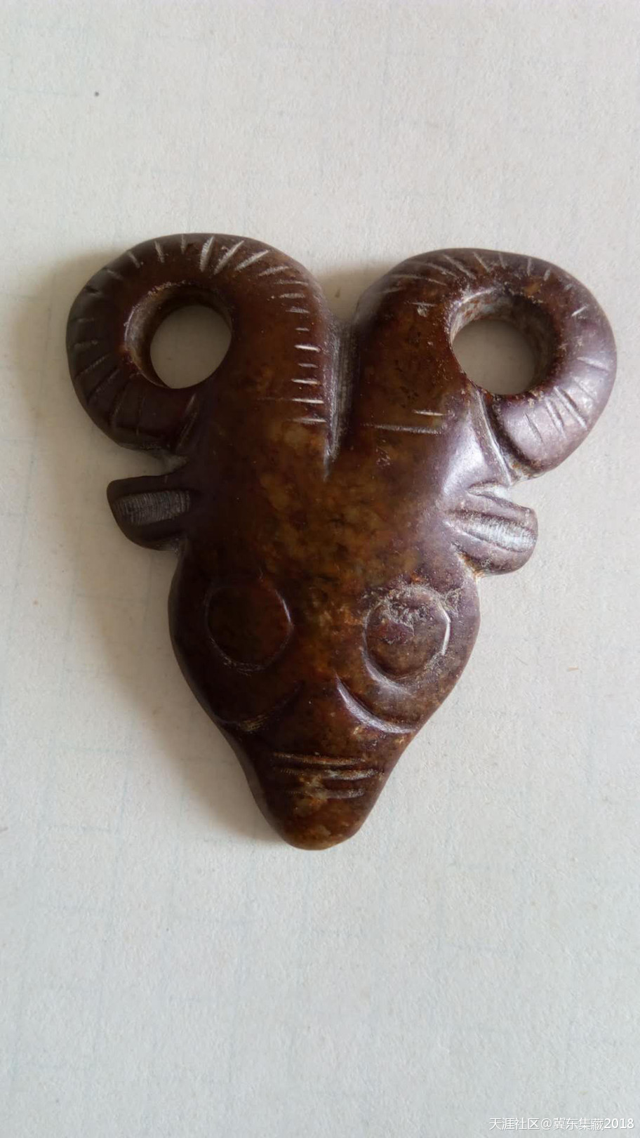 我收藏的红山玉——动物首挂饰三件-第4张图片-翡翠网 我收藏的红山玉——动物首挂饰三件-第4张图片-翡翠网